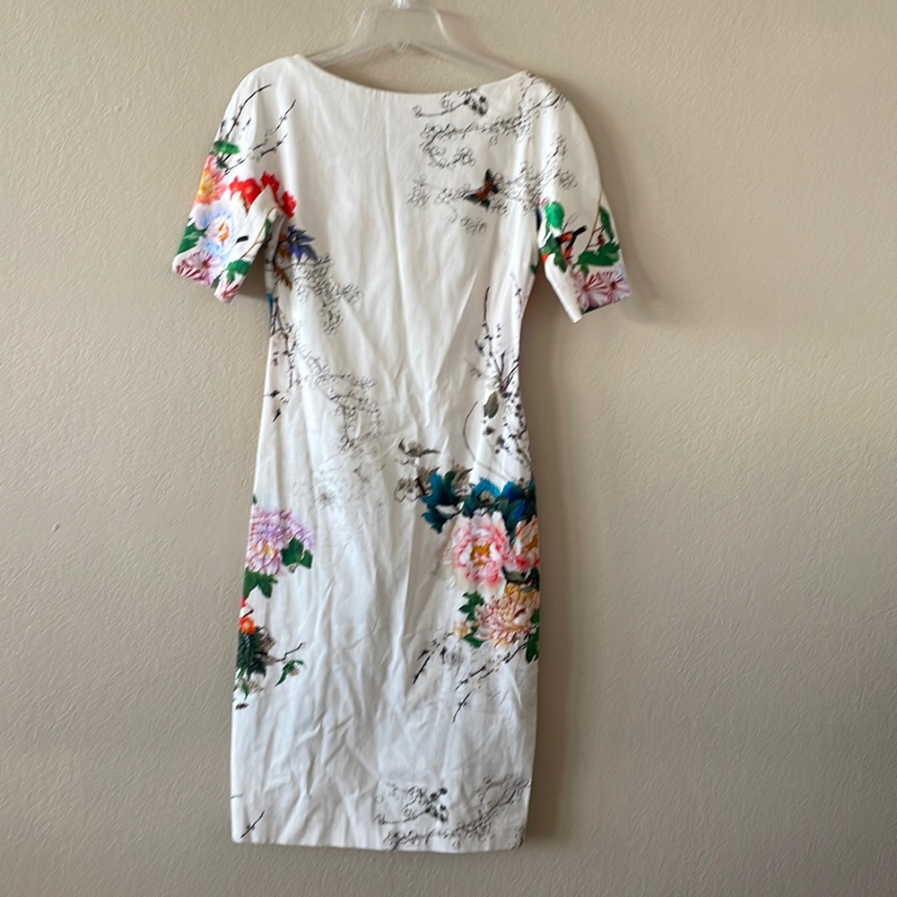 Zara floral print midi Dress. Form fitting with some stretch. Size S.
